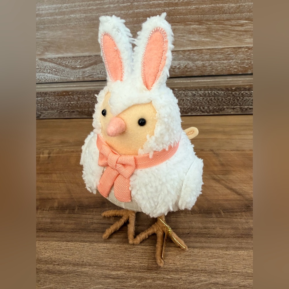 Featherly Friends Easter Bird Tuft the Bunny